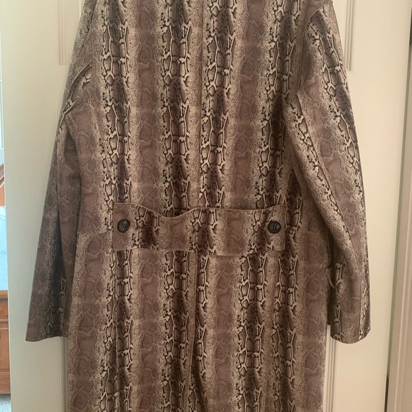 Snake print trucker jacket/Anthropologie: NWT/M - Picture 6 of 10